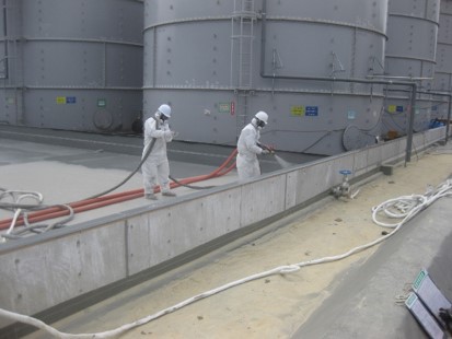 ポリウレア施工実績 発電所　水タンク防液堤内面ライニング（防水・耐腐食）NUKOTEポリウレアST　